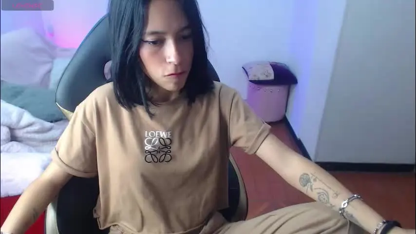 kittie_nala — Goal: ❤️Sexy Dance💃 #skinny #shy #smalltits #natural #new - Next Goal: ❤️Show Panties👙