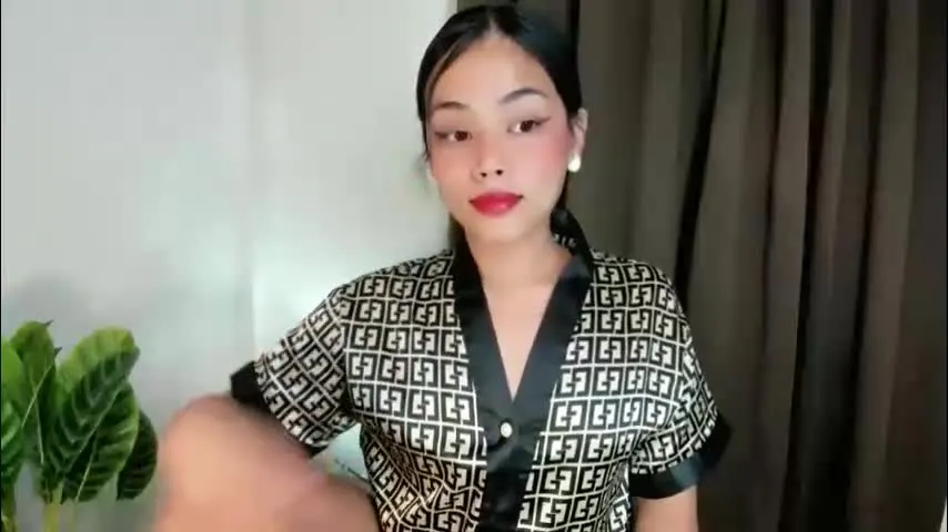 sweety_shane — Make me happy until i cum for you babe #asian #pinay #pvt #password #anal #hairy #lovense #squirt #shy [1111 tokens remaining]