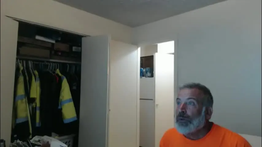 veryveryhairmanindenver — #HAIRY BEAR NUDE AT 40 TOKENS 25 SHRT AND UNDERWEAR 29 TOKENS SUPPORT A BEAR PLEASE AND PLEASE FELLLW ME