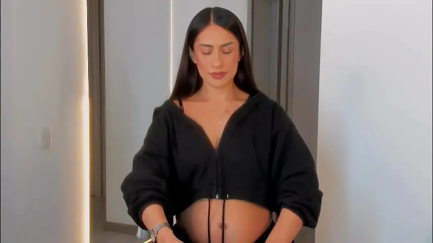 victoriafit7 — Can you make me Squirt? 💦💦💦 [1530 tokens left] #Happynewyear #muscle #french #lovense #pregnant