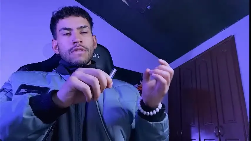 3v1l_ — Blessed are all those who rest in me. #master #party #alpha #findom #bdsm"