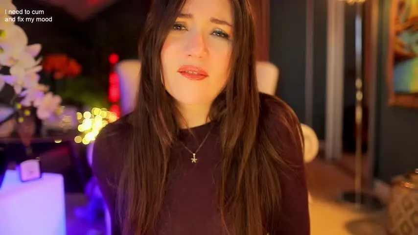 _1s___ — 𝗠𝗲𝗲𝘁 𝗺𝗲 𝗶𝗻 𝗯𝗲𝘁𝘄𝗲𝗲𝗻 𝘁𝗵𝗲 𝗩 #lush #ohmibod #sexy #fun #cum #natural