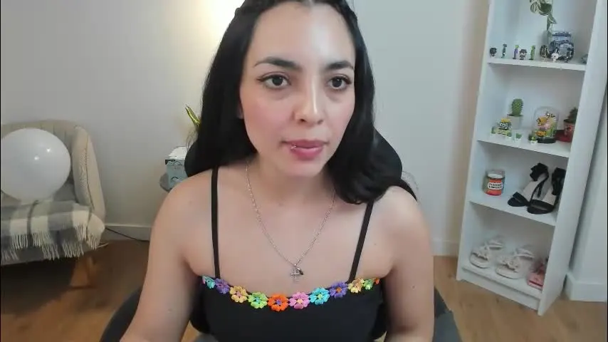 _bellaevans_ — Take me to exitation and make me drip #balloons #cum #lovense #squirt #milf