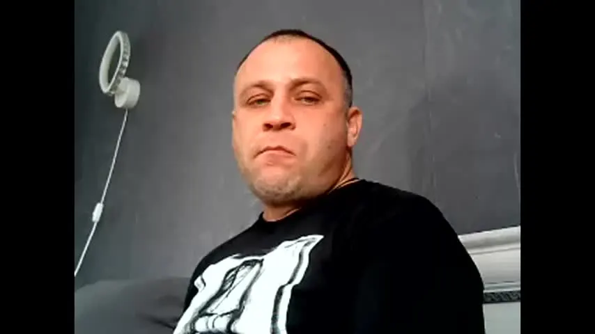 afonya342 — Get completely undressed [150 tokens left]