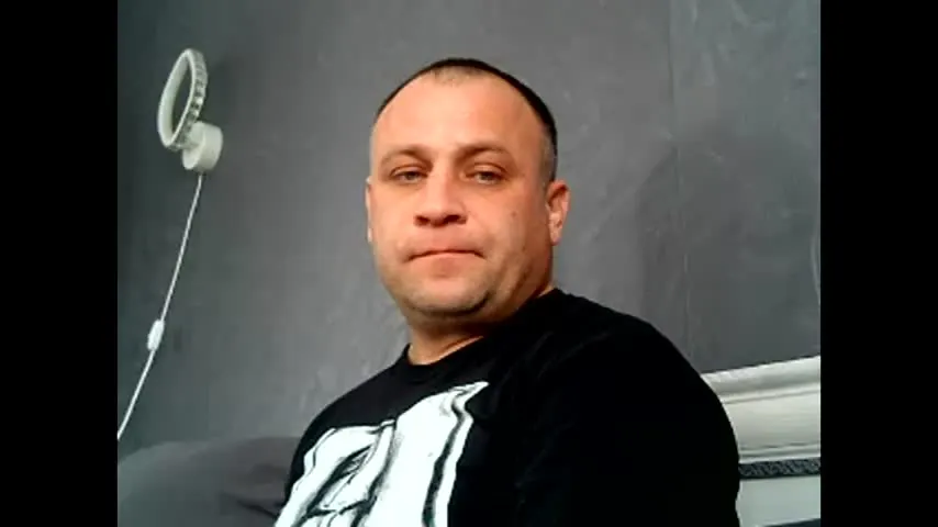 afonya342 — Get completely undressed [150 tokens left]