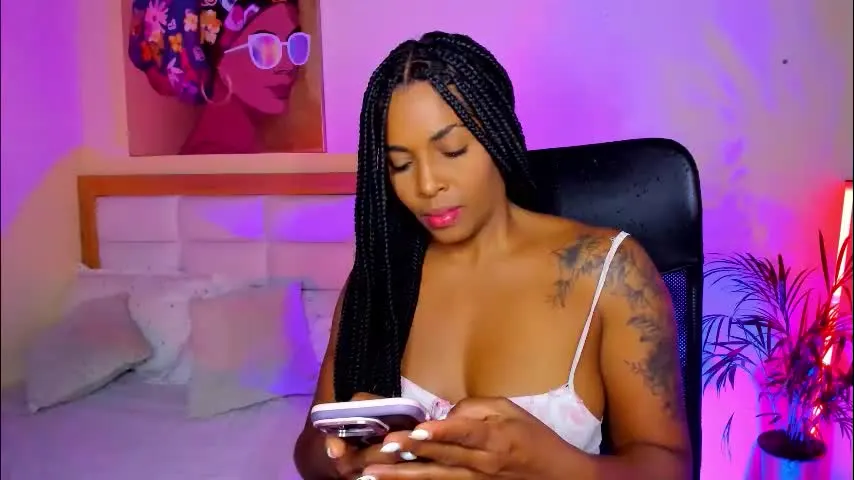 aitana_brown — GOAL: oily boobs and zoom nipples [199 tokens remaining] Getting Shiny For You 😏 #ebony #latina #bigass #lovense #bigboobs