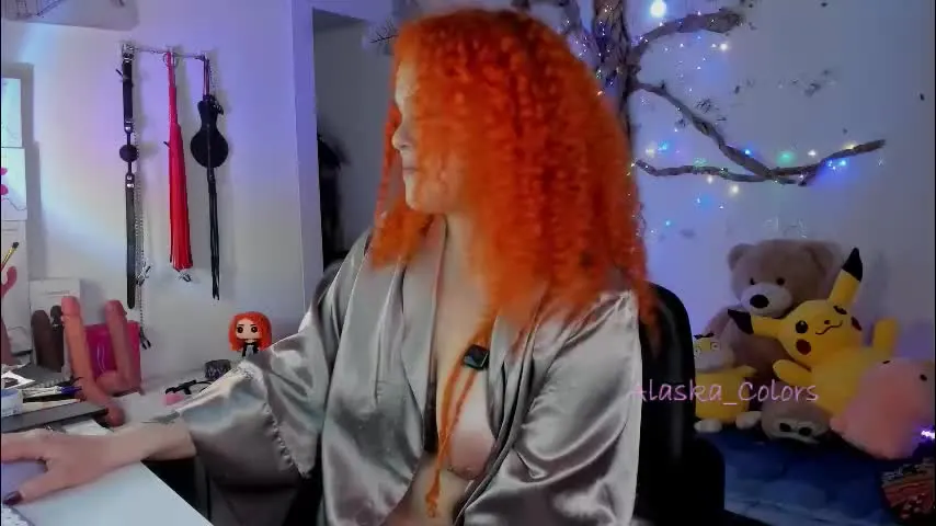 alaska_colors — GOAL: Tease nipples [199 tokens remaining] Happy Thursday ♥ Premium PVT is open!!! - - IG: Alaska_Colors77 ♥ #squirt #lovense #trimmed #curvy #redhead
