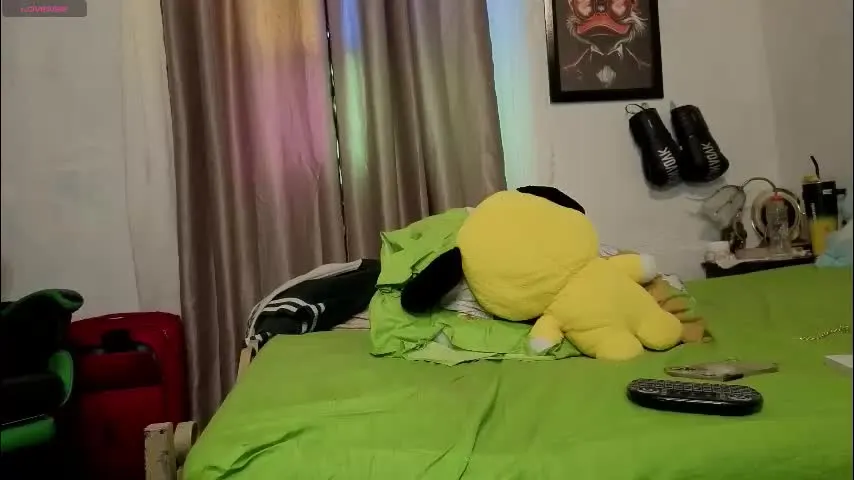 alejandrojf_00 — cum show [1000 tokens left] #bigcock #slave #feet #domination #muscle