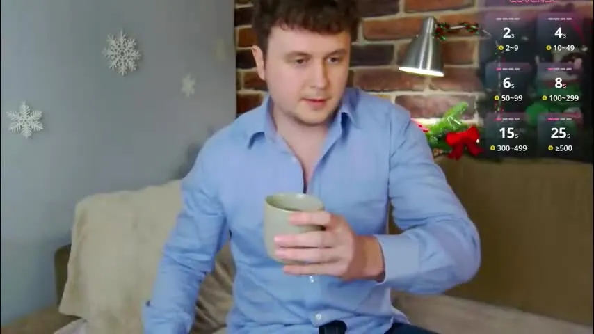 alex_onelove — #gay #feet #tall #funny #lovense big guy is here ;)