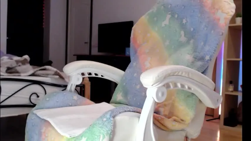 alycediamond21 — #smoke #bbc #bigtits #fuckass #sugardaddy [495 tokens remaining]