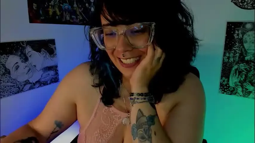 amaryllis_vizcaya — 🥰💕Hey Love, Let's go a hot and funny time 🥰💕 #bigboobs #naturalboobs #bigass #colombiana #jeans