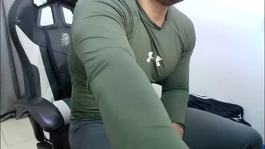 andres180950734 — cum full [1000 tokens remaining]