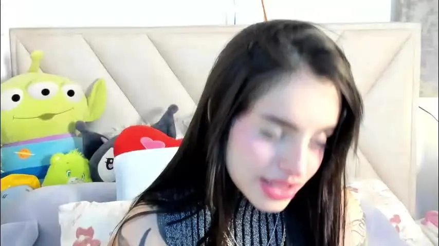 angeline__smith — Angeline__smith's room #tattoos #latina #19inches #colombia #bigass