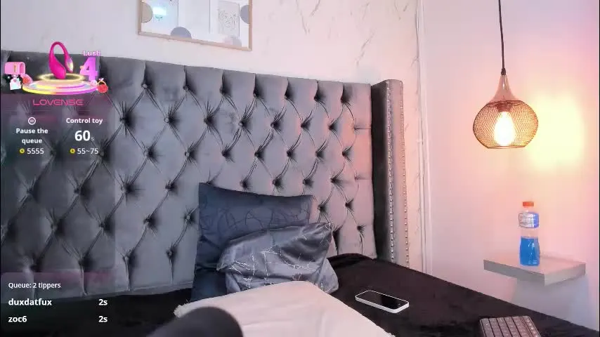 anya_belth — GOAL: Kiss + i love you 💋 [5 tokens remaining] My master left me alone and behaved badly. 👀💋Do you want to train me?🔞😈 #new #18 #teen #lovense #latina