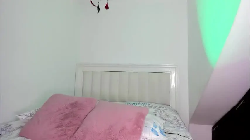 ashley_blair — Ashley_blair's room Welcome to my room, I am a fit girl who wants to have fun. #muscle #fit #nasty #skinny #bdsm