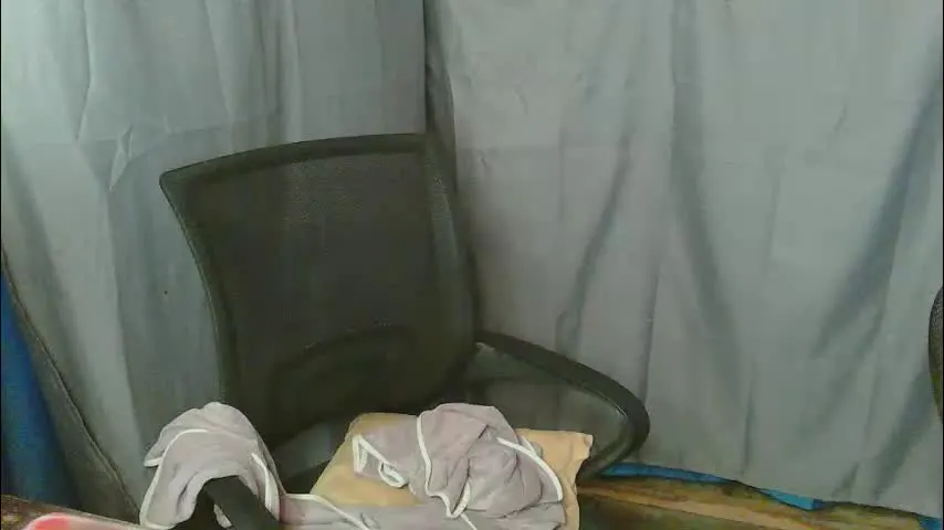 asian_angelcumster — make me happy love #asian #smoke #smalltits #petite #pinay [1000 tokens remaining]