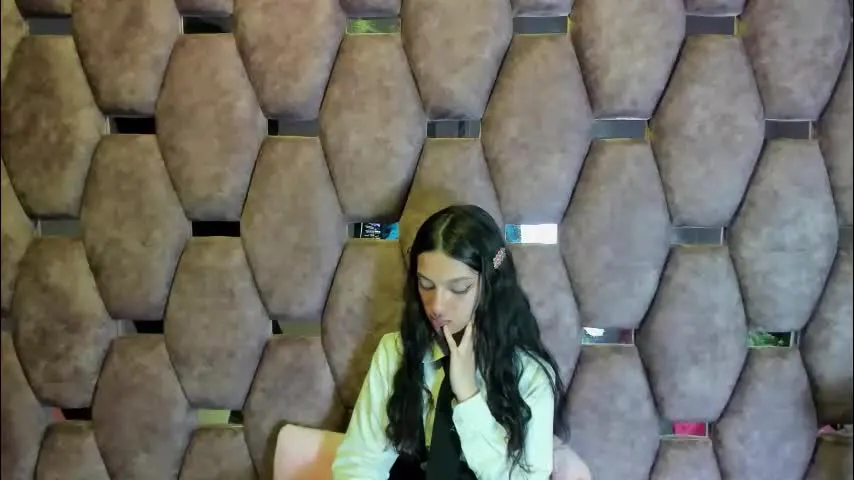 aurora18palmer — Aurora18palmer's room #petite #deep #cuminmouth