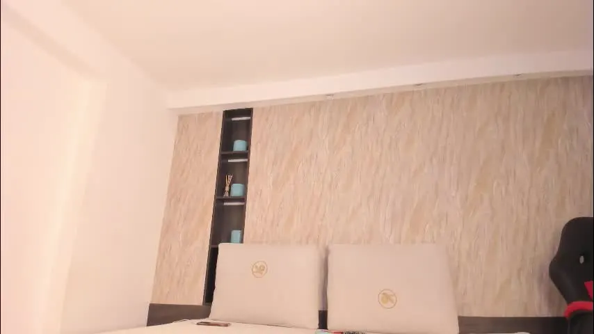 ayla_velt — GOAL: 🔥Big SQUIRT [250 tokens remaining] Naughty things on mind today! 😈 Let me make you get ALL the PLEASURE🔥 PVTs OPEN 💕 #natural #mistress #goth #new #squirt