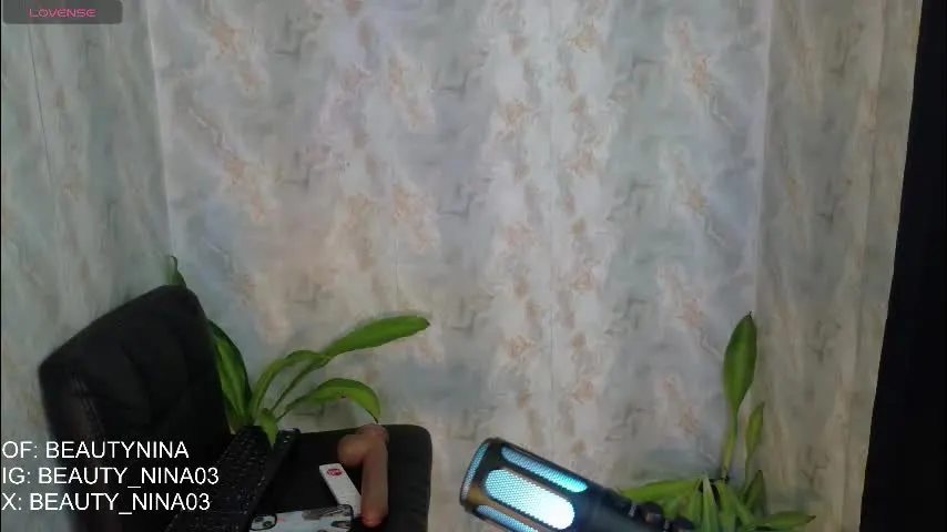 beauty_nina — lest cum toguether #lovense #latina #cum #ebony #bigcock #trans [4163 tokens remaining]