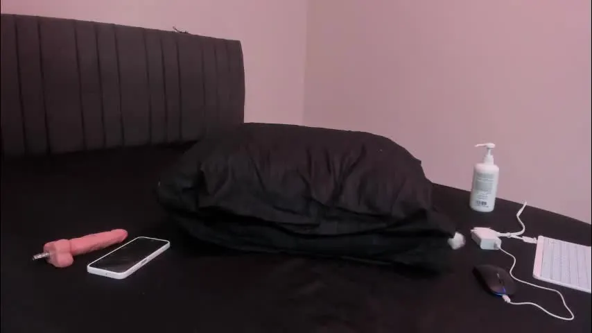 blissroom — Masturbation plus cum [468 tokens left] Hiii hot couple day today, hru? tell us on pm, just write us, thank you very much for all tips #18 #smalltits #cum #latina #anal