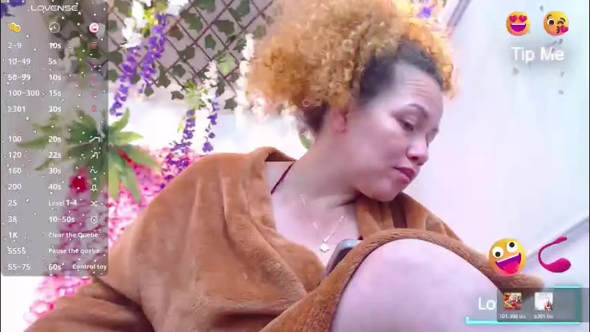 blonde_squirt_ — "Heeyyy! ** ❤️SHOW PVT❤️ ¿WE FUN? 🔥 #cumshow #pantyhose #dildo #domi