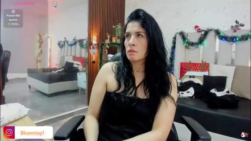 blue_tay1 — GOAL: flash tits [55 tokens remaining] ❤️💖Hi guys make me cum with your tips … if you love me tip me 5 🥰 55 🥰 555 🥰 5555 #milf #latina #mature #bigass #bigboobs