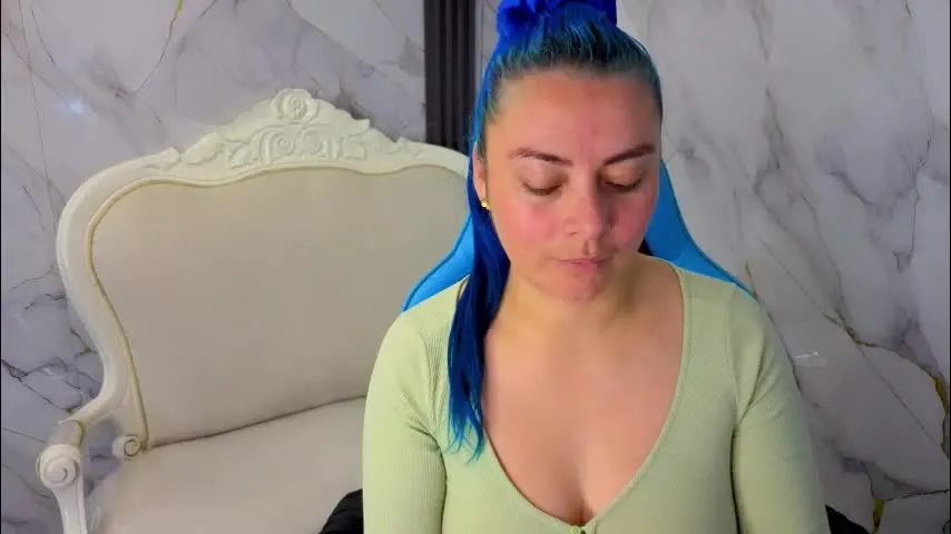 bluemia_a — Slap my ass x3 [24 tokens left] #mature #curvy #bigass #new #bigboobs