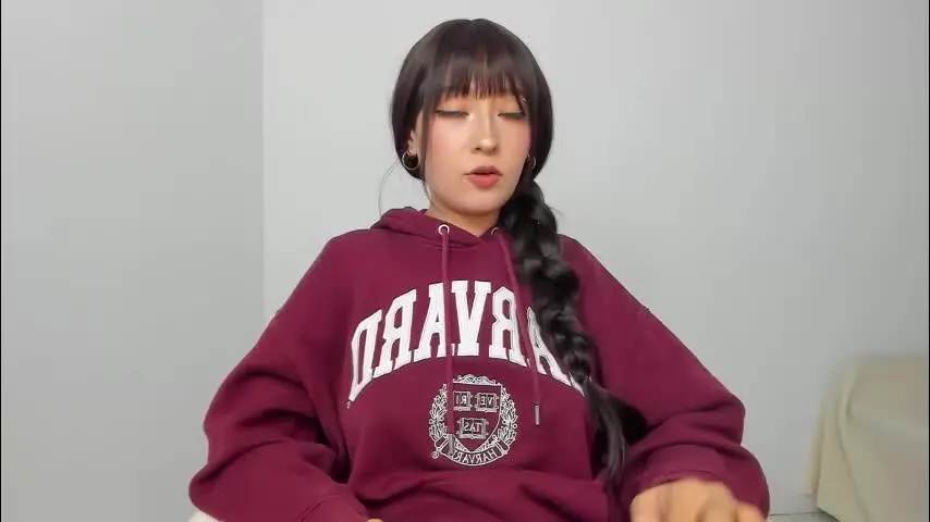 boonie_girl — GOAL: CLOSE UP SPREAD LIPS [276 tokens remaining] Welcome!🍒 , Im Booniee tip and enjoy the show my favorite numbers are...2🍒,22🍒,222🍒,2222🍒 #new #bigboobs #asian #natural #18