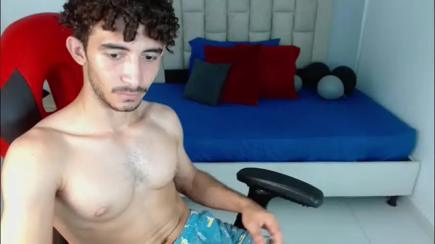 caius_fox — GOAL: Secy danvce andf striper [92 tokens remaining] I have a lot of milk today😈🔥 #master #18 #bigcock #muscle #cum