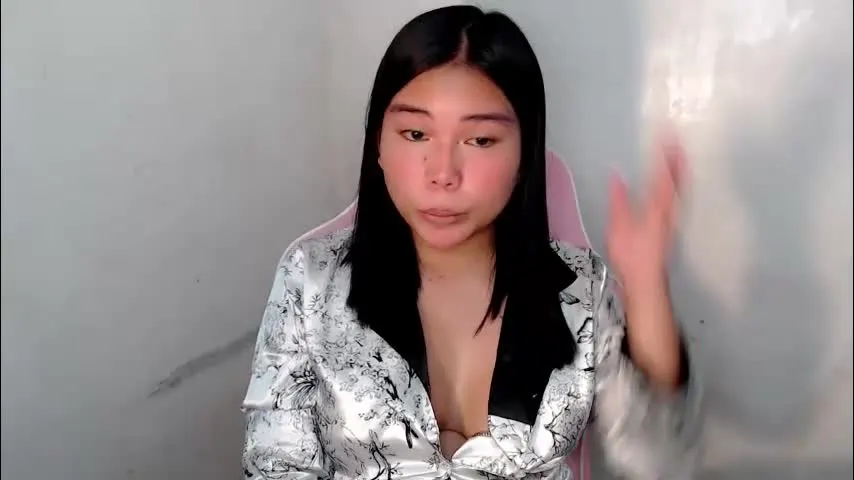 callme_remaxxx7 — surprise me and i wil make your day and night better(big cum and squirt at goal) #asian #hairy #aussie #pinay #wifematerial [2222 tokens remaining]