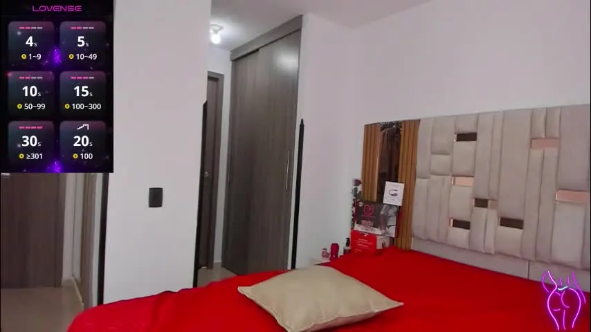 camilabliss — GOAL: ice tits [66 tokens remaining] Welcome to my room! #latina #mature #blonde #big ass #big tits #submissive #beatiful