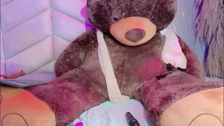 caro_adams1 — Show tits +control 3 min control domi [55 tokens left] vibrate strongly, my love #skinny #smalltits #squirt #anal #pvt