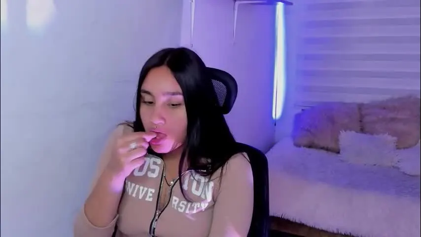 caroline_rodriguez_9 — 💕Hey guys, Come and enjoy together💕 - happy day - #latina #glasses #hairy #anal #asian