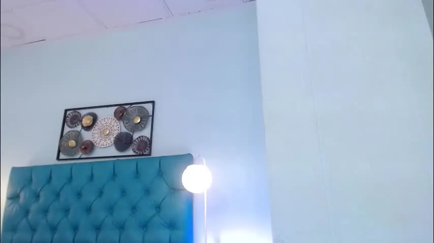 catalinaa_01 — GOAL: A sexy striptease dance [99 tokens remaining] Welcome dear! I am ready for U, try me and let's please ourselves together🔥😈 #latina #squirt #handjob #blowjob #lush