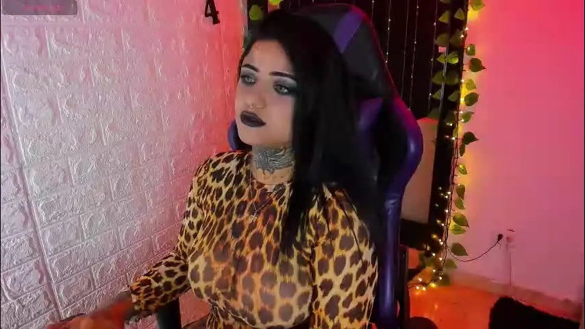 catherine_monroe — GOAL: All Naked [0 tokens remaining] Welcome to my room! FUCK MY BIG BOOBS DADDY #anime #tattoos #latina #bigboobs #goth