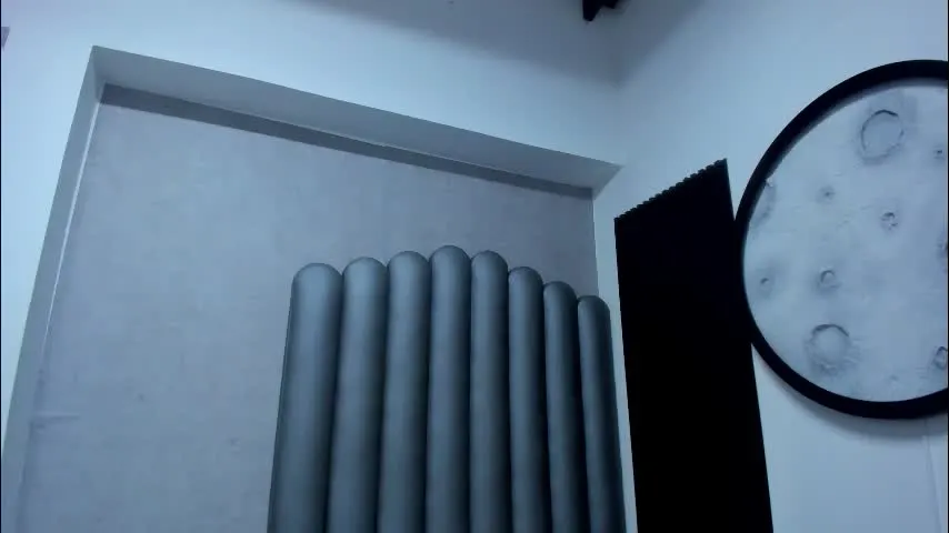 charlottee_starr — GOAL: Sexy Dance [100 tokens remaining] Welcome to my room! #new #petite #feet #latina #18