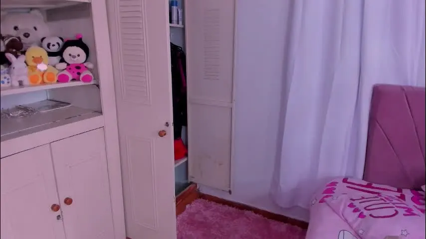 cintiacolins — Goal: Fuck Pussy 🙊💦 pvt is open- tip menu on #petite #dildo #domi #boobs #nora