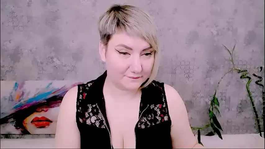 djullia — Heeyyy! :) ** Welcome to my room)** #bigboobs #curvy #c2c #bigass #bbw