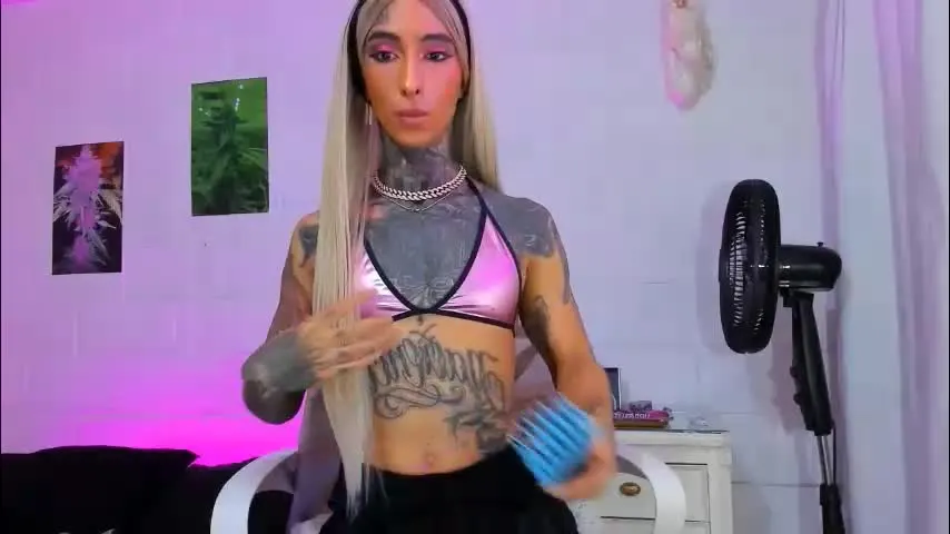 drippyorlove — make me cum [696 tokens remaining]