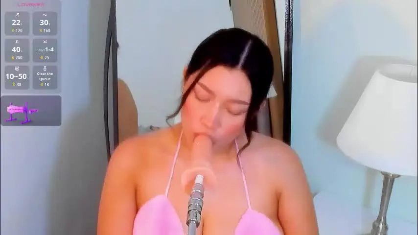 emma_walton_ — GOAL: Control machine 2min [400 tokens remaining] Welcome to my room! +18🔥😈I am your new addiction ... you dare to enter? #fuckmachine #bigboobs #blowjob #saliva #deepthroat