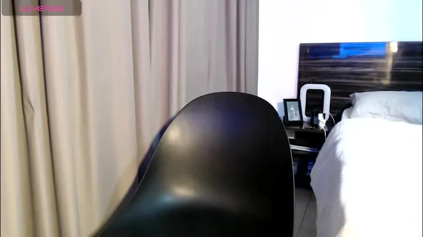 faustosaenz — IS BIRTHDAY OF THE REAL BIG COCK #bigcock #muscle #monstercock #bbc #uncut [923 tokens remaining]