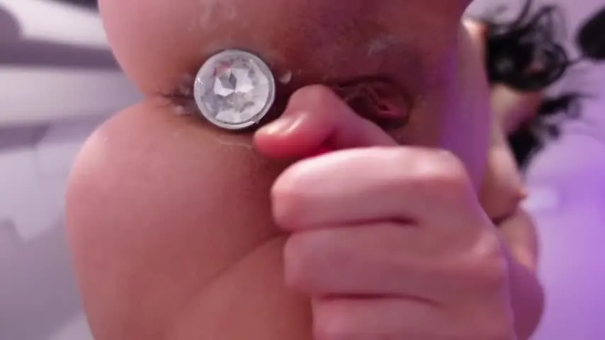 finleyfae — Fave patterns 55-80-100 | Type /tipmenu for menu | Oil show @ goal [2068 tokens left] #smalltits #lovense #petite