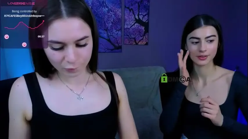 flora_ri — GOAL: ❤️‍🔥tease [546 tokens remaining] 🌸 private is open 🌸 #18 #nonude #shy #lovense #smalltits