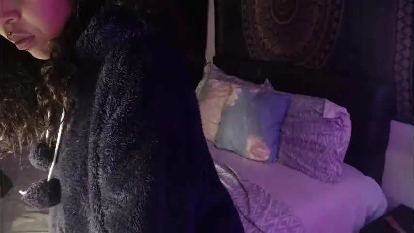 g_bella2025 — Lovense Lush : Device that vibrates longer at your tips and gives me pleasures #Lovense #latina #natural #ebony #bdsm