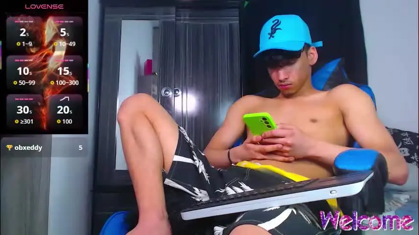 gael_jones — let's play with my vibrator #twink #young #slim #lovense #skinny [995 tokens remaining]