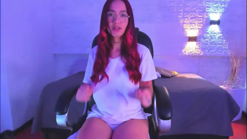 gracehall — GOAL: 🌸play with your legs [0 tokens remaining] p🌸Hi guys i ready for the best show 🌸Pvt on 🌸Use my tip menu🌸Control link for 5 minutes 150tks only today🌸 #teen #feet #milk #young #natural