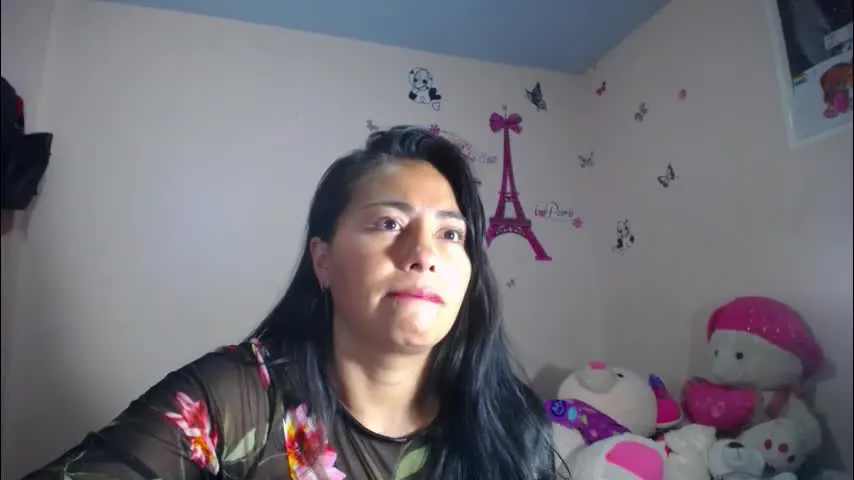 hanna_girl21 — GOAL: Sexy Dance [20 tokens remaining] Welcome to my room! #hairy #18 #deepthroat #anal #squirt