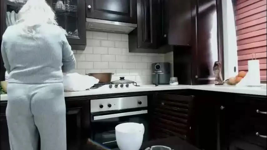 heyheygrey — Let s play . to cum Pvt On # lush #milf #mature #horny #bigboobs #bigass # [1510 tokens remaining]