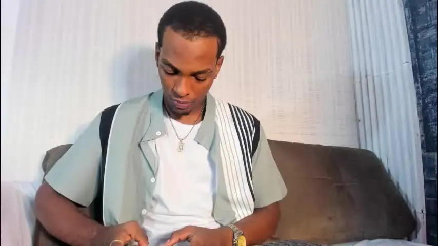 itanxfor — 🎩Send kiss🔥 [0 tokens left] Ready for your photographer to fuck you? 🎩🔥 #bbc #ebony #cum #young #uncut