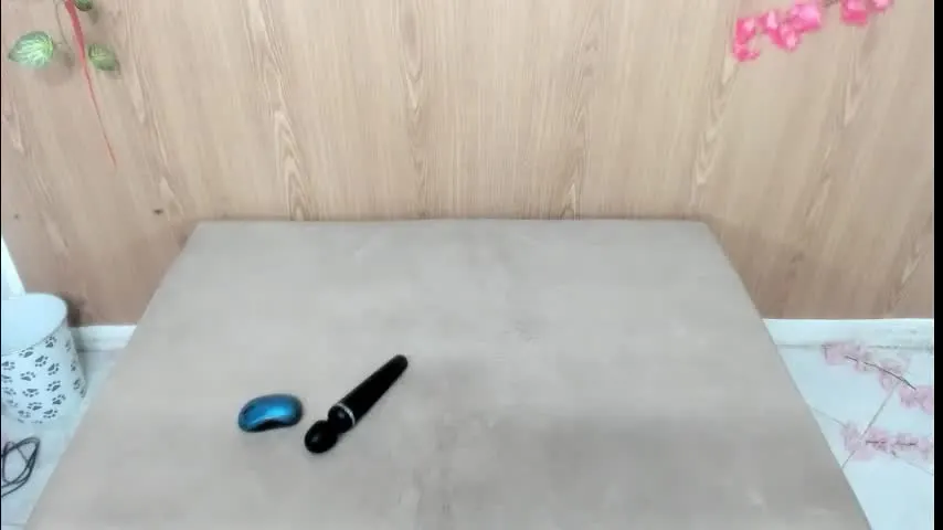 jenelotizz06 — Jenelotizz06's room #new #teen #squirt #hairy #lovense